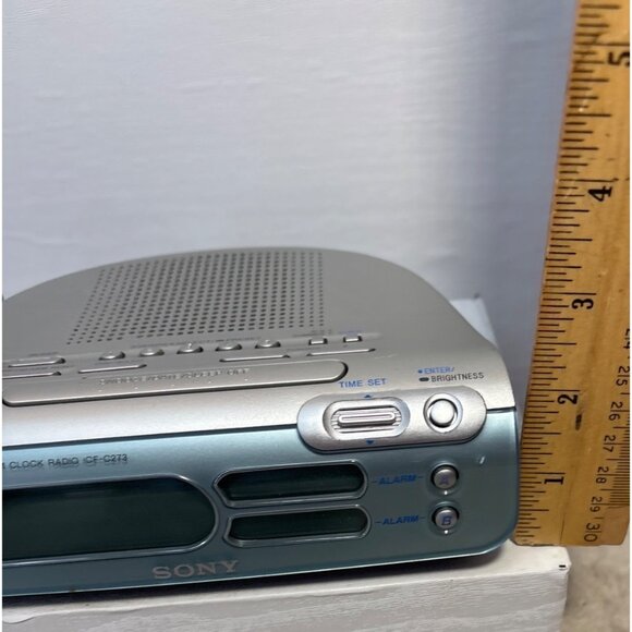 Sony Dream Machine FM/AM Clock Radio ICF-C273 With Dual Alarms & Snooze Function - Picture 6 of 9